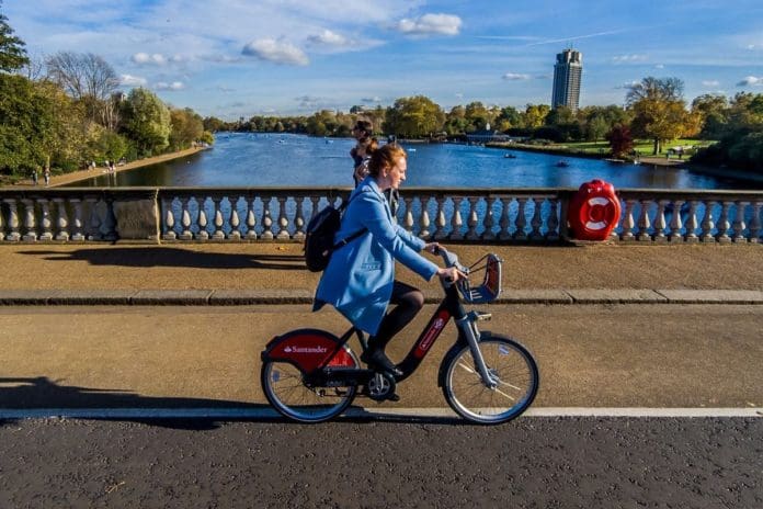 Santander’s bike hire figures in London reached record levels in 2021 and the company is working with Transport for London to introduce e-bikes to the service.