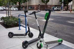 e-scooters on street