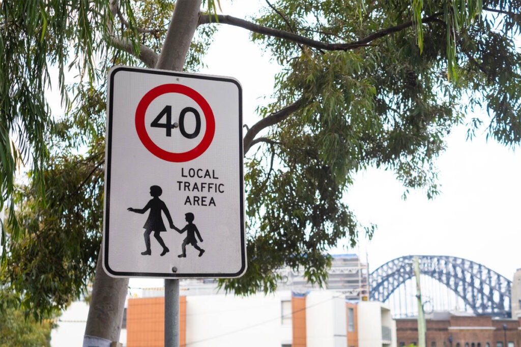 40 speed zone street sign